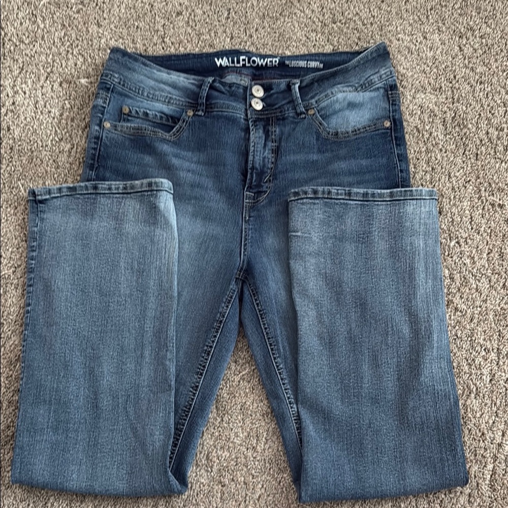 Wallflower Women's Classic Blue Straight Leg Jeans